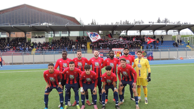 Il Ferrandina regge in 10, con la Fidelis Andria termina 0-0